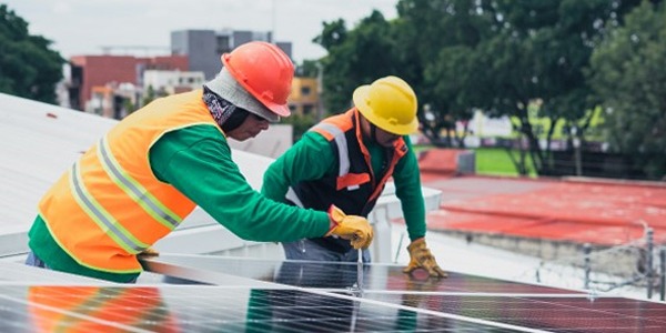 Planning photovoltaic systems: how to save time and costs by using high-quality products