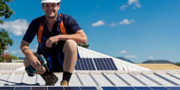 Beyond the manual: how after-sales support can improve your photovoltaic projects