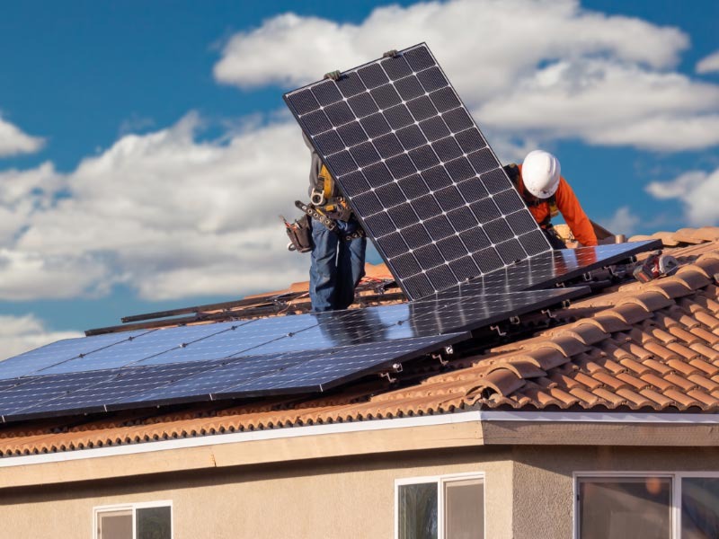 Formazione e aggiornamento nel settore fotovoltaico: il nostro impegno per la crescita professionale dei progettisti di sistemi energetici